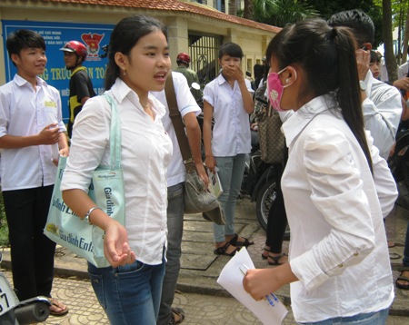 Đề thi môn văn vào lớp 10 năm 2013 tại Quảng Bình